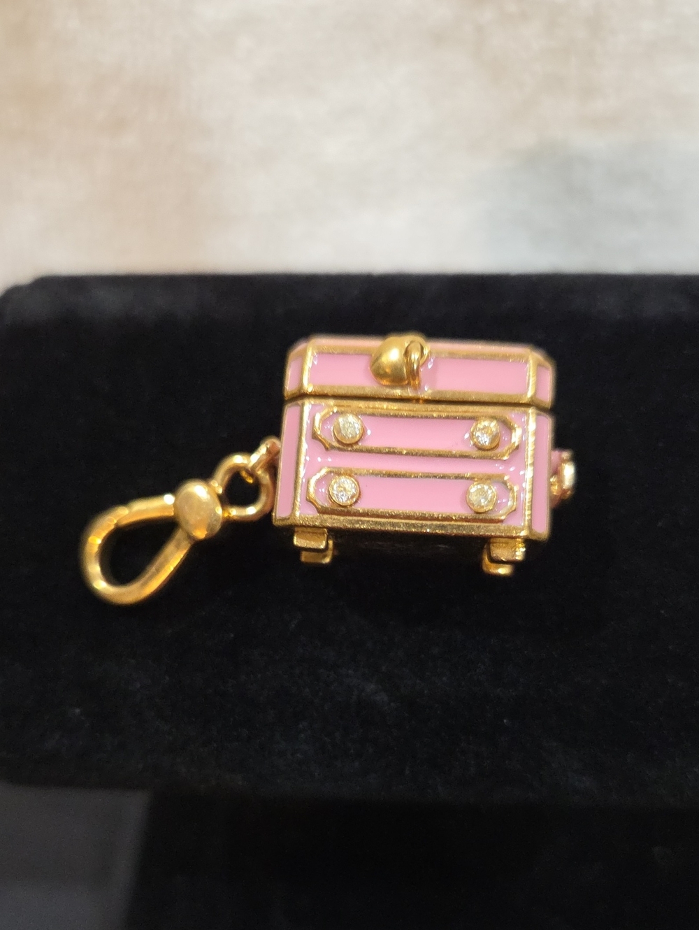 JUICY COUTURE JEWELRY CHEST/TRAIN CASE CHARM - RETIRED Y2K